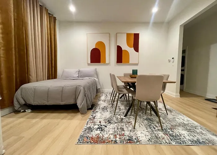 First Floor In Apartment Chicago